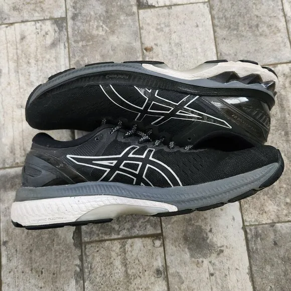 Asics Gel Kayano, Women Size 9