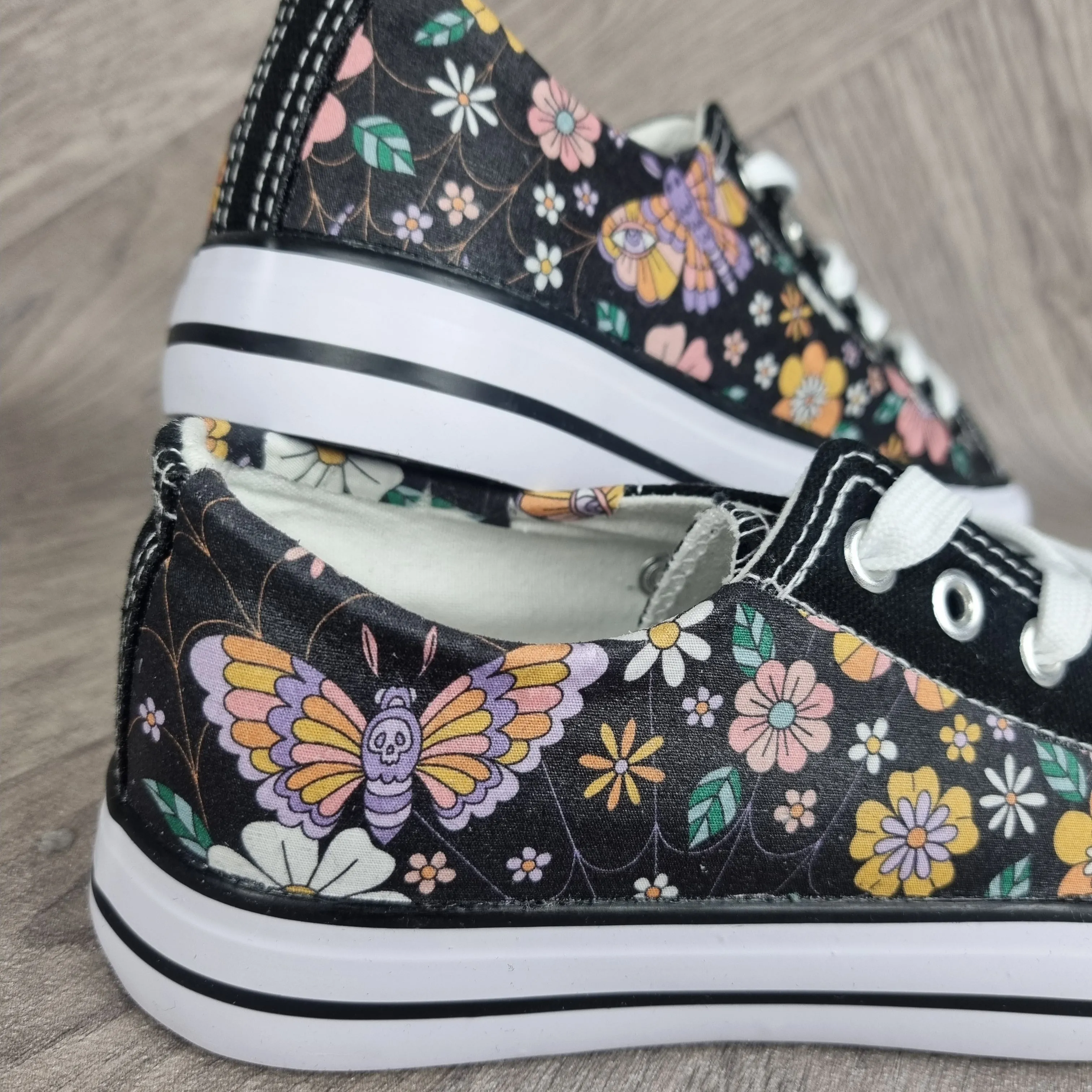 Autumn Floral Moth women sneakers
