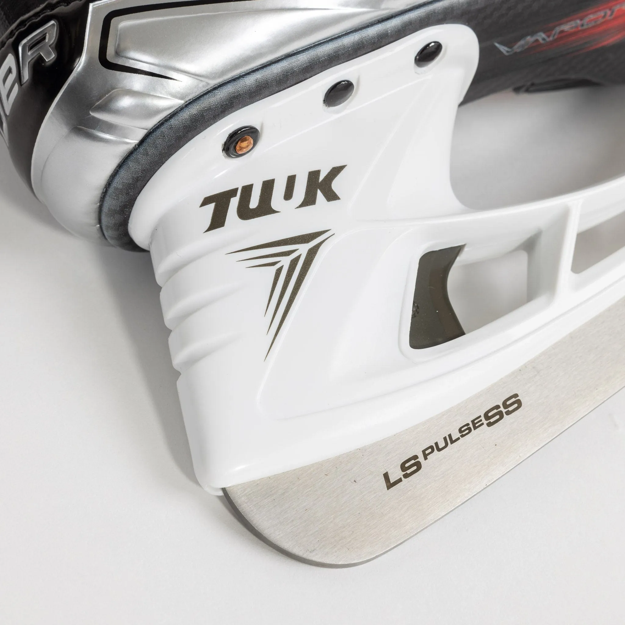 Bauer Vapor X4 Intermediate Hockey Skates