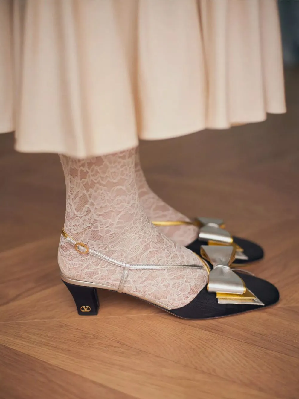 Black and Silver Bowow Slingback Pumps in Moiré Fabric