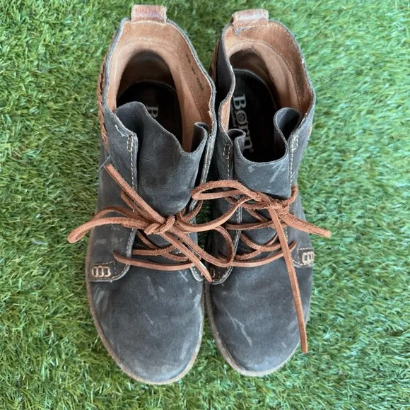 Born Temple Final Boots Dark Gray Distressed Size 10 / EU 42