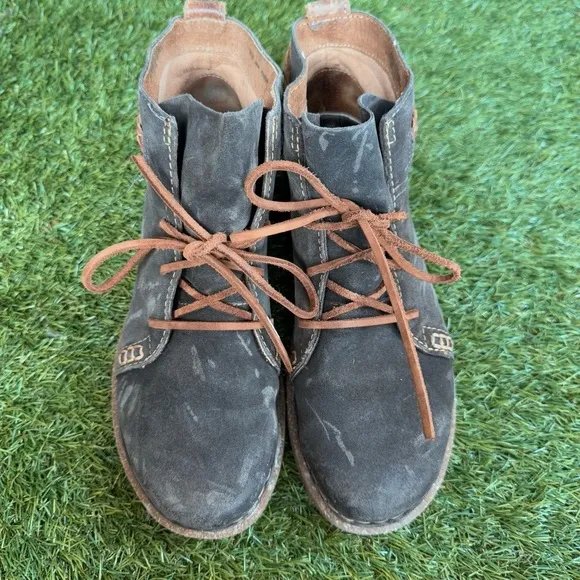 Born Temple Final Boots Dark Gray Distressed Size 10 / EU 42