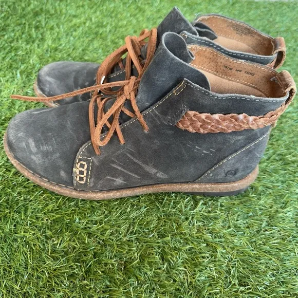 Born Temple Final Boots Dark Gray Distressed Size 10 / EU 42
