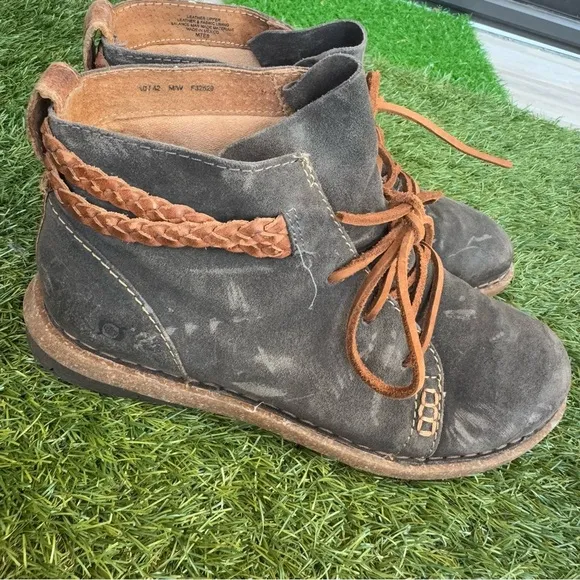 Born Temple Final Boots Dark Gray Distressed Size 10 / EU 42