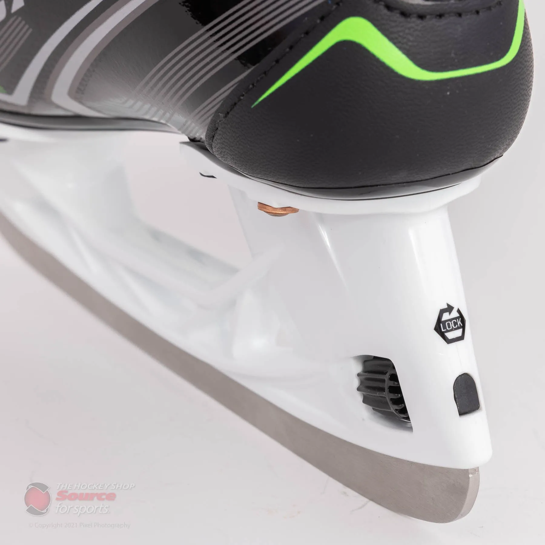 CCM RIBCOR 86K Intermediate Hockey Skates