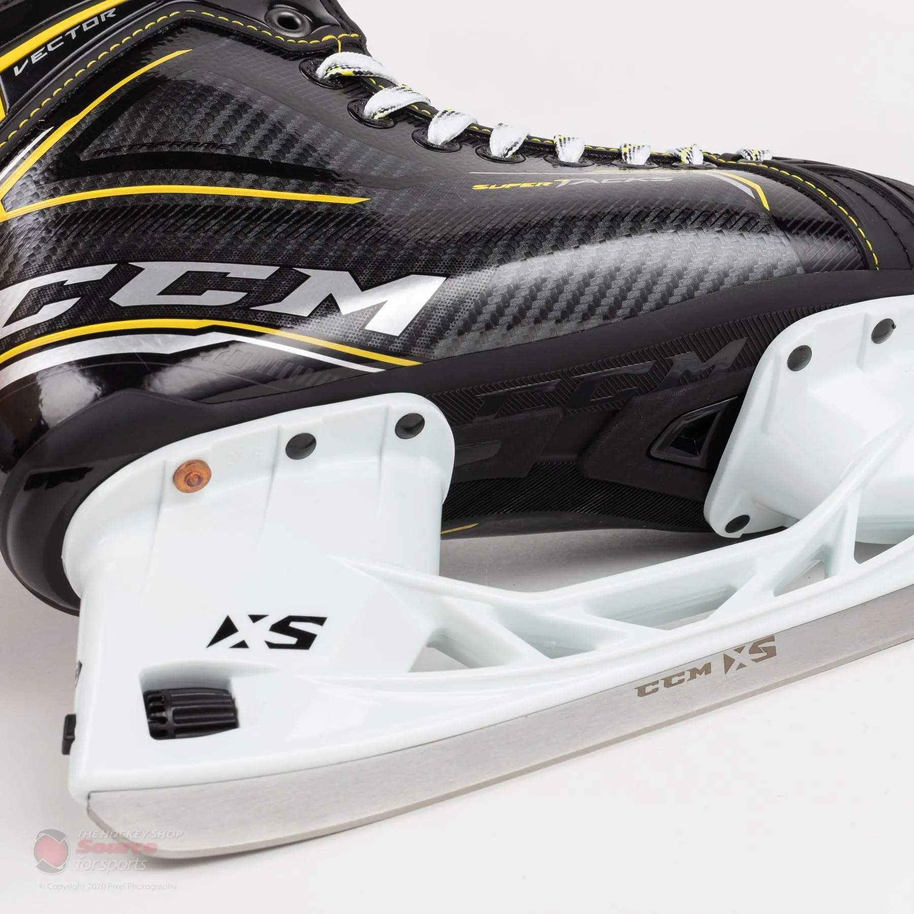 CCM Super Tacks Vector Senior Hockey Skates (2020)
