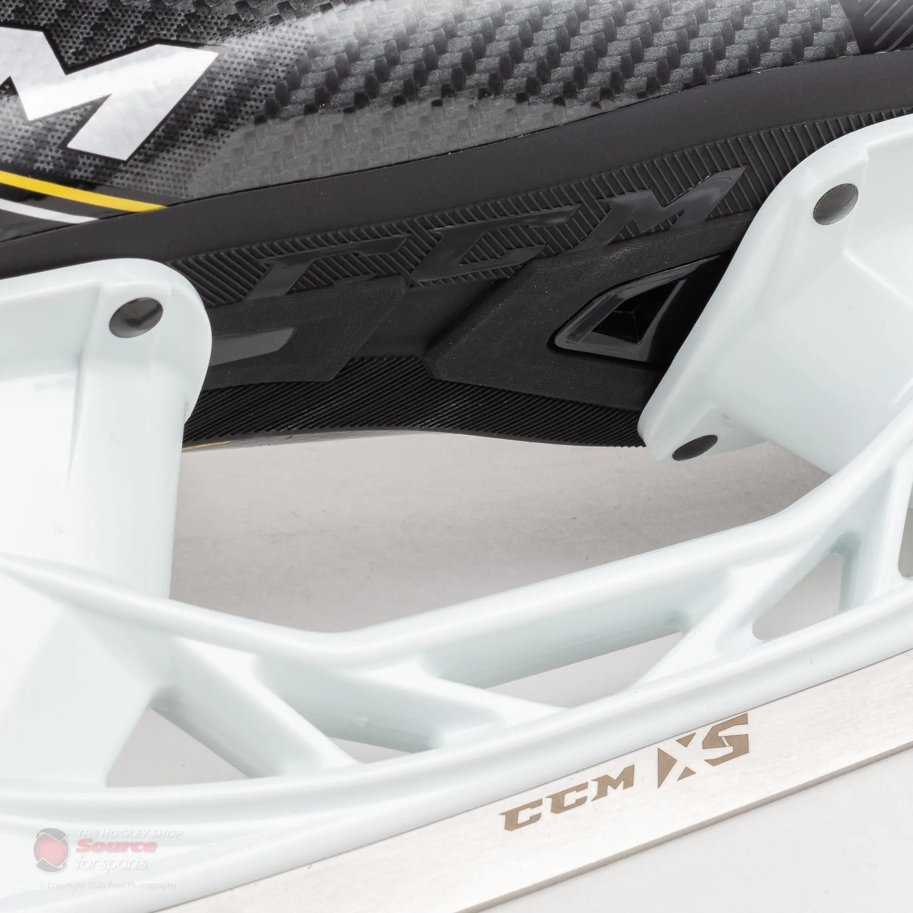 CCM Super Tacks Vector Senior Hockey Skates (2020)
