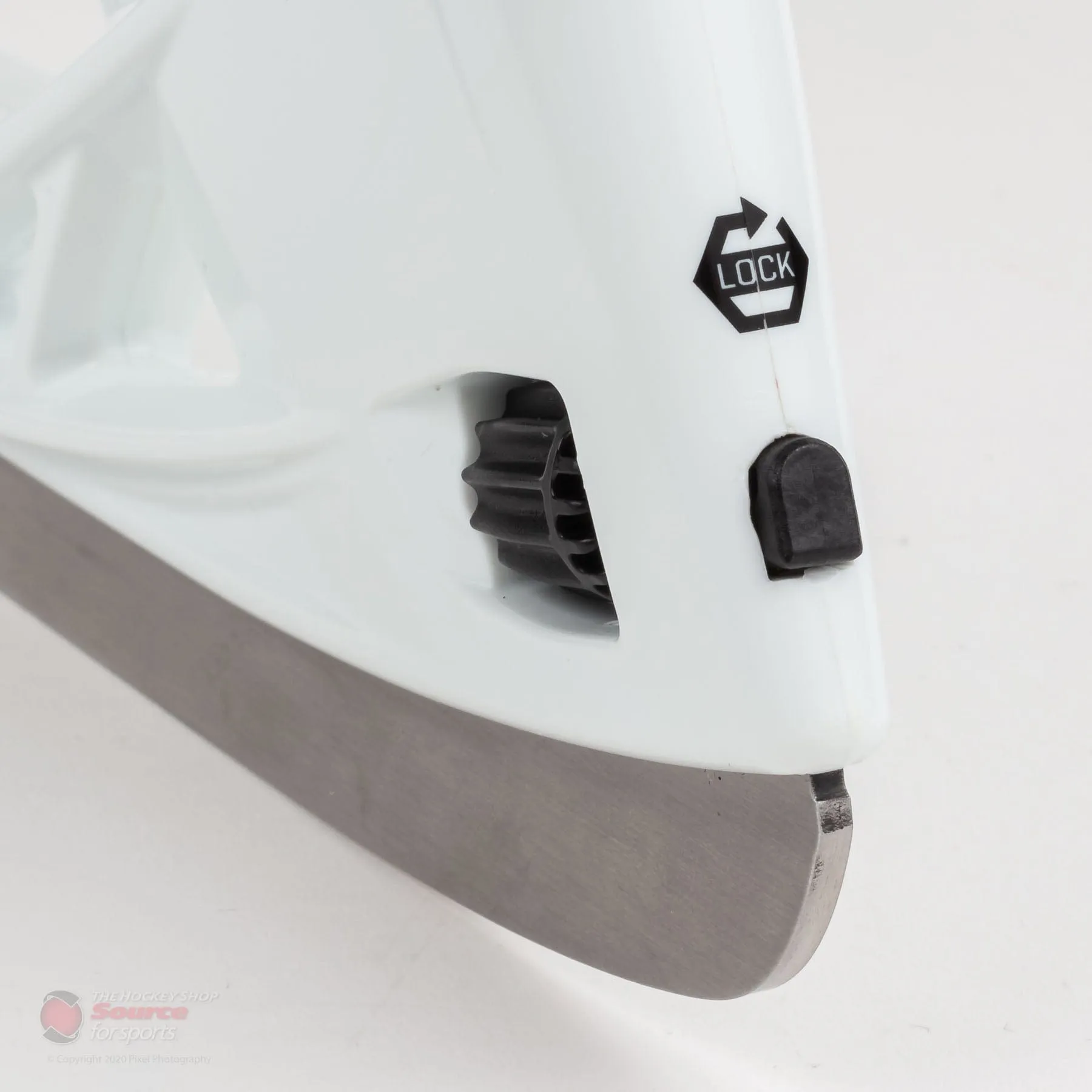 CCM Super Tacks Vector Senior Hockey Skates (2020)