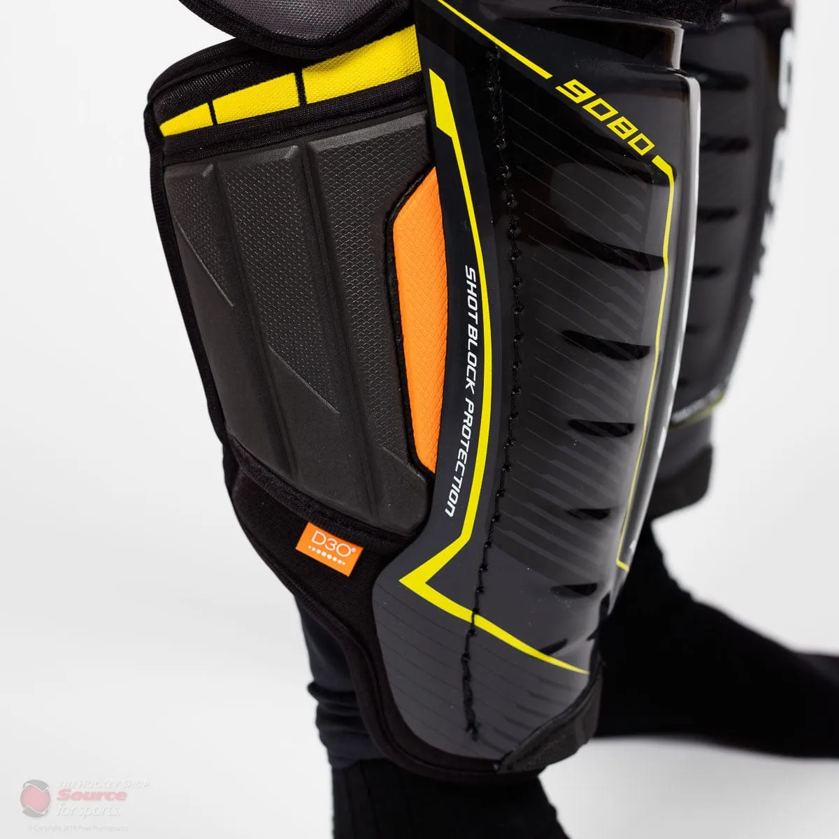 CCM Tacks 9080 Junior Hockey Shin Guards