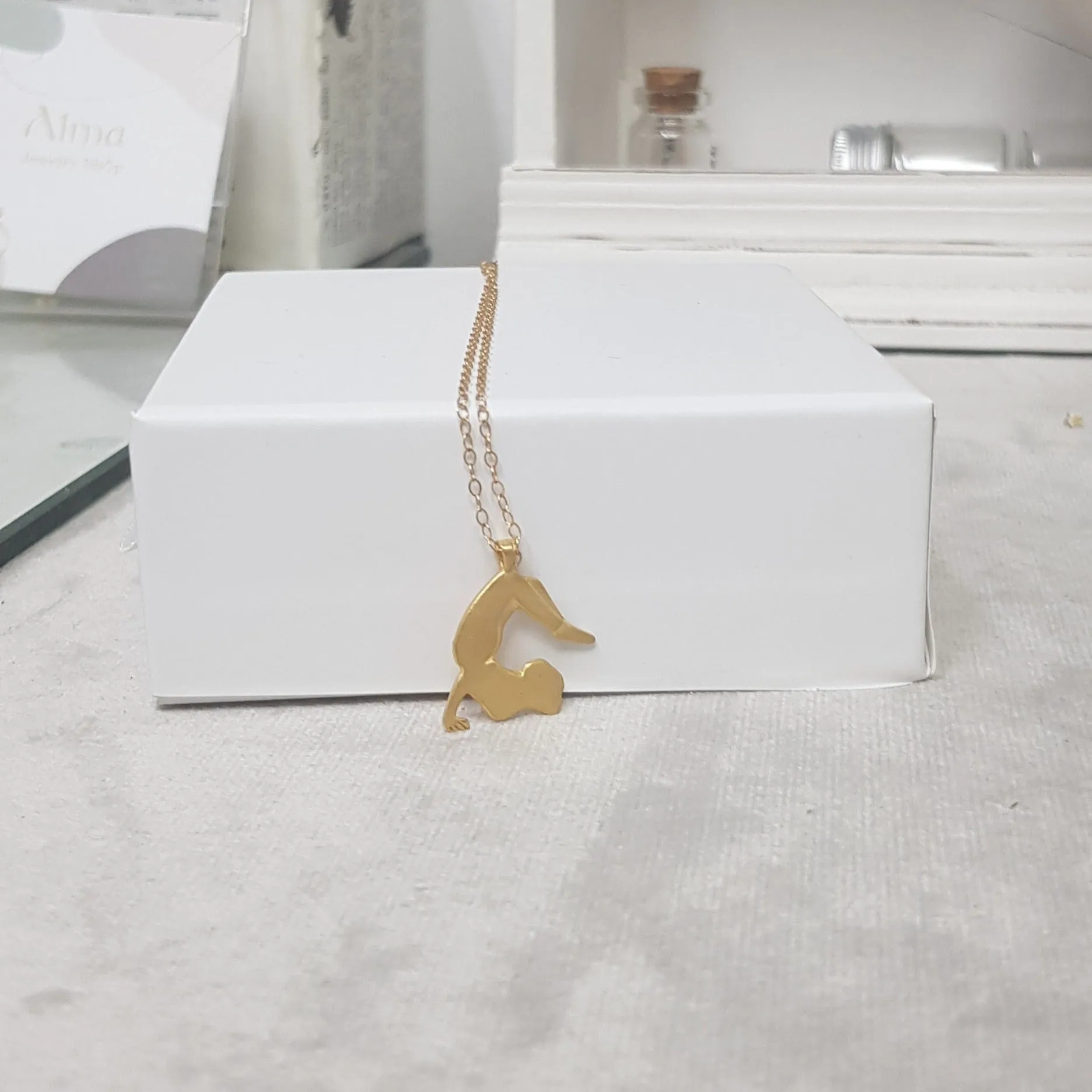 Custom Yoga Pendant Necklace (silver)