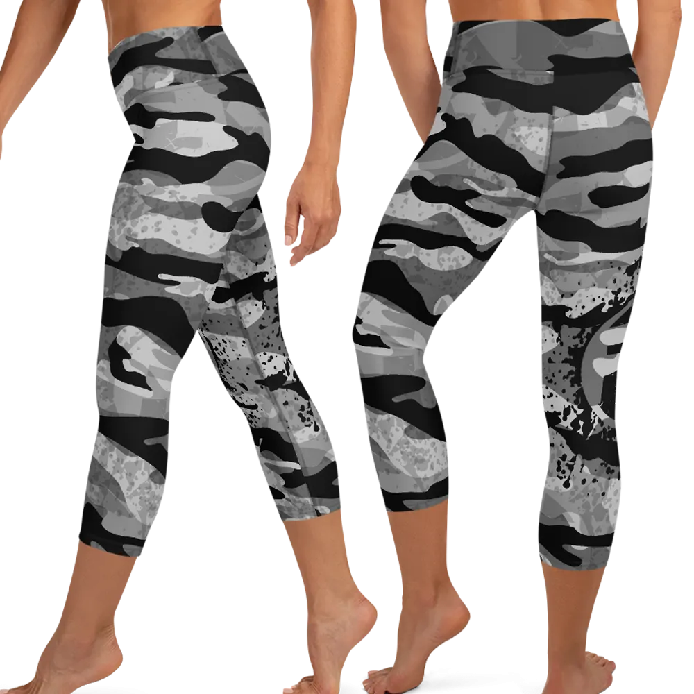 Fit Bitch - Yoga Capris - Camo