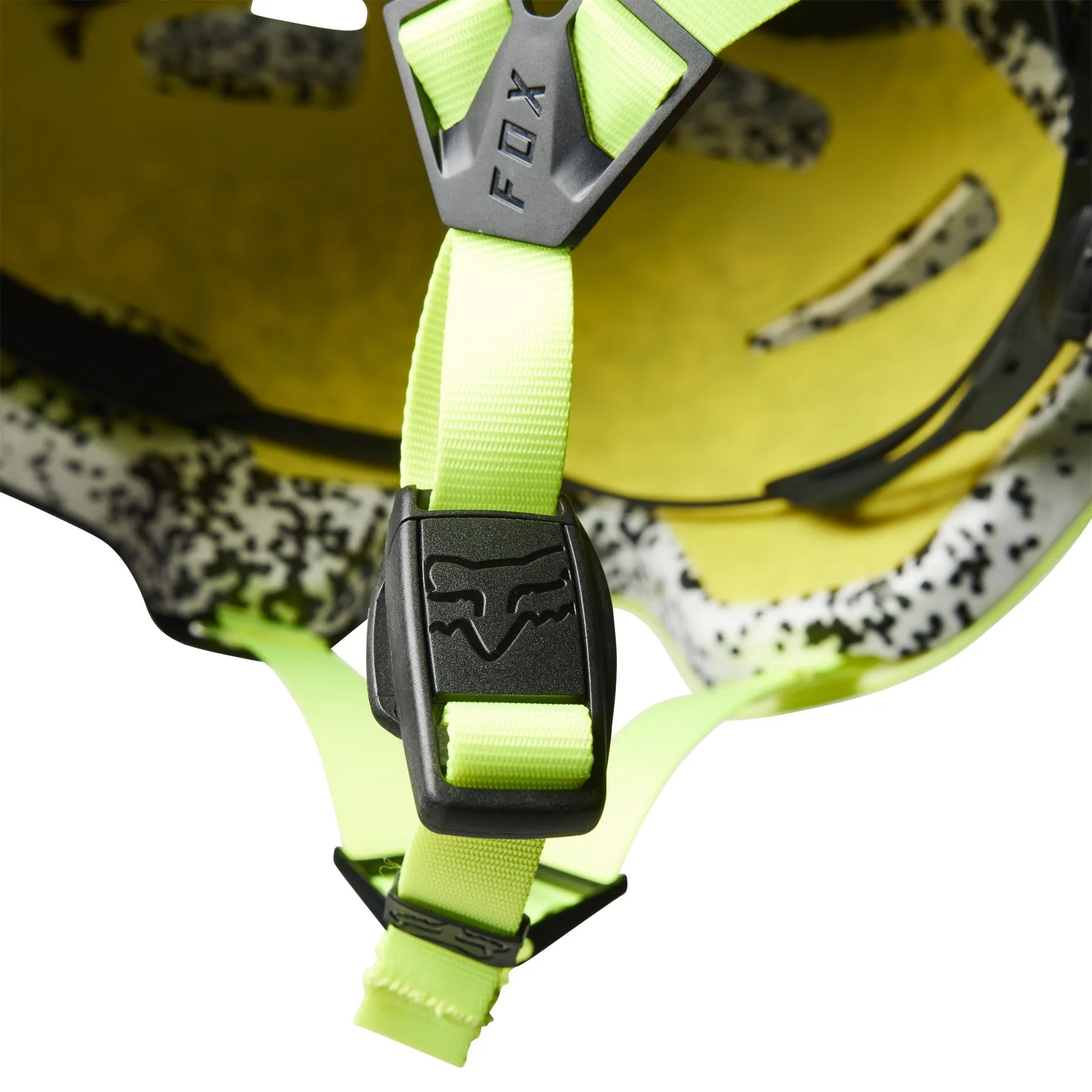 Fox Flight Pro Helmet Prpus As Black/yellow S