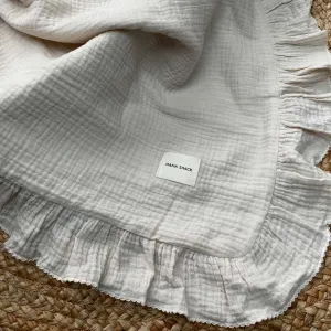 Frill Muslin Blanket - Oat