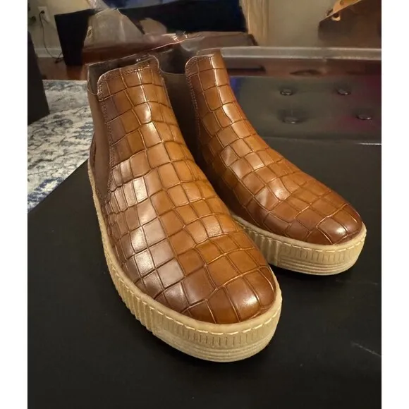 Gabor Women's Leather Bootie Sz. 8 Whiskey Brown Kroko Design Sneaker Shoe EUC