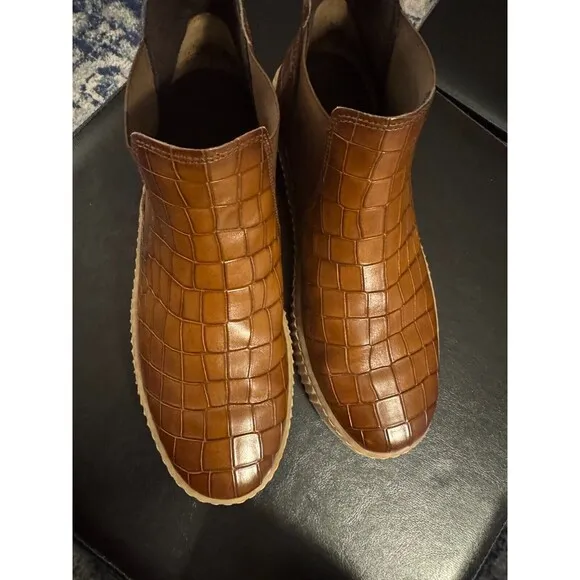 Gabor Women's Leather Bootie Sz. 8 Whiskey Brown Kroko Design Sneaker Shoe EUC