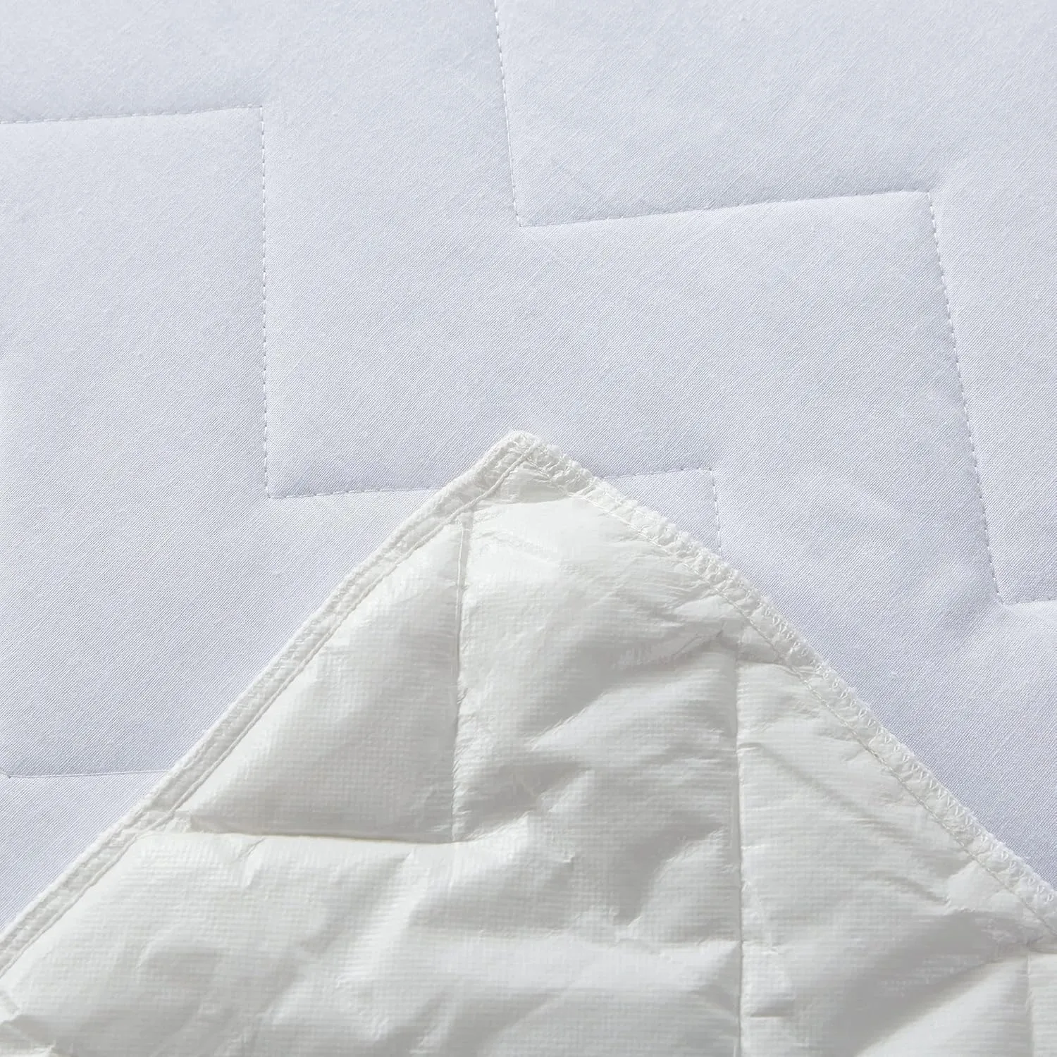 Gioia Casa 100% Ultra-Soft Cotton Quilted Anti-Microbial Mattress Cover Protector - King Single Size