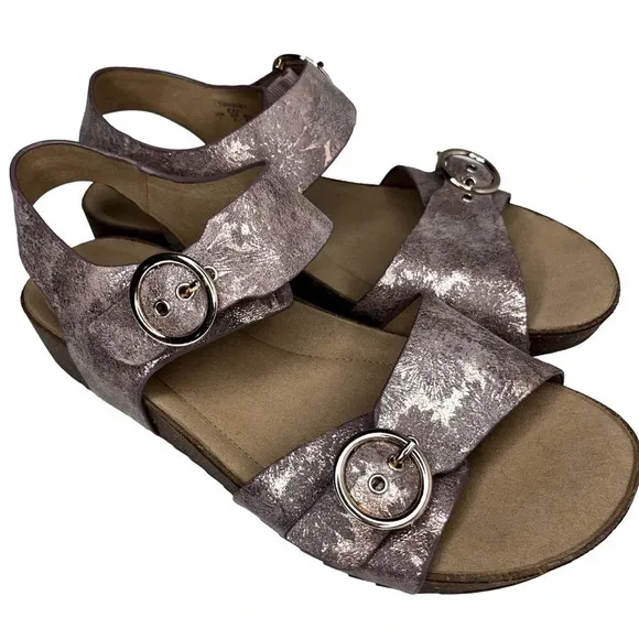 Hotter NWOT Tourist Leather Rose Gold/Pink Cork Bed Buckle Sandal Size 9