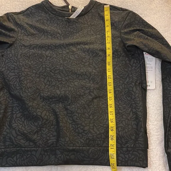Lululemon Departure Top Long sleeves Crew Neck Sweater NWT