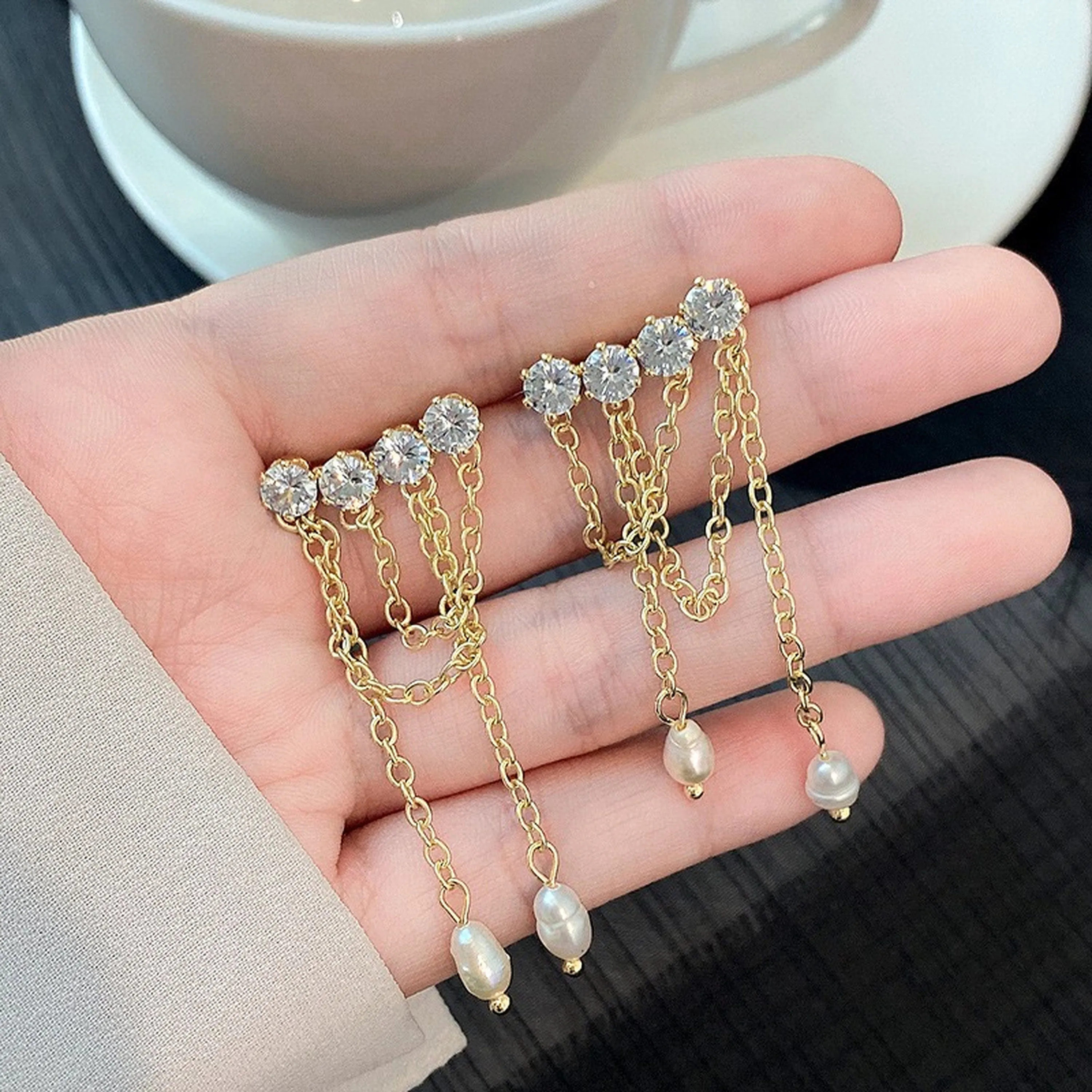 Multi layer dangle earrings