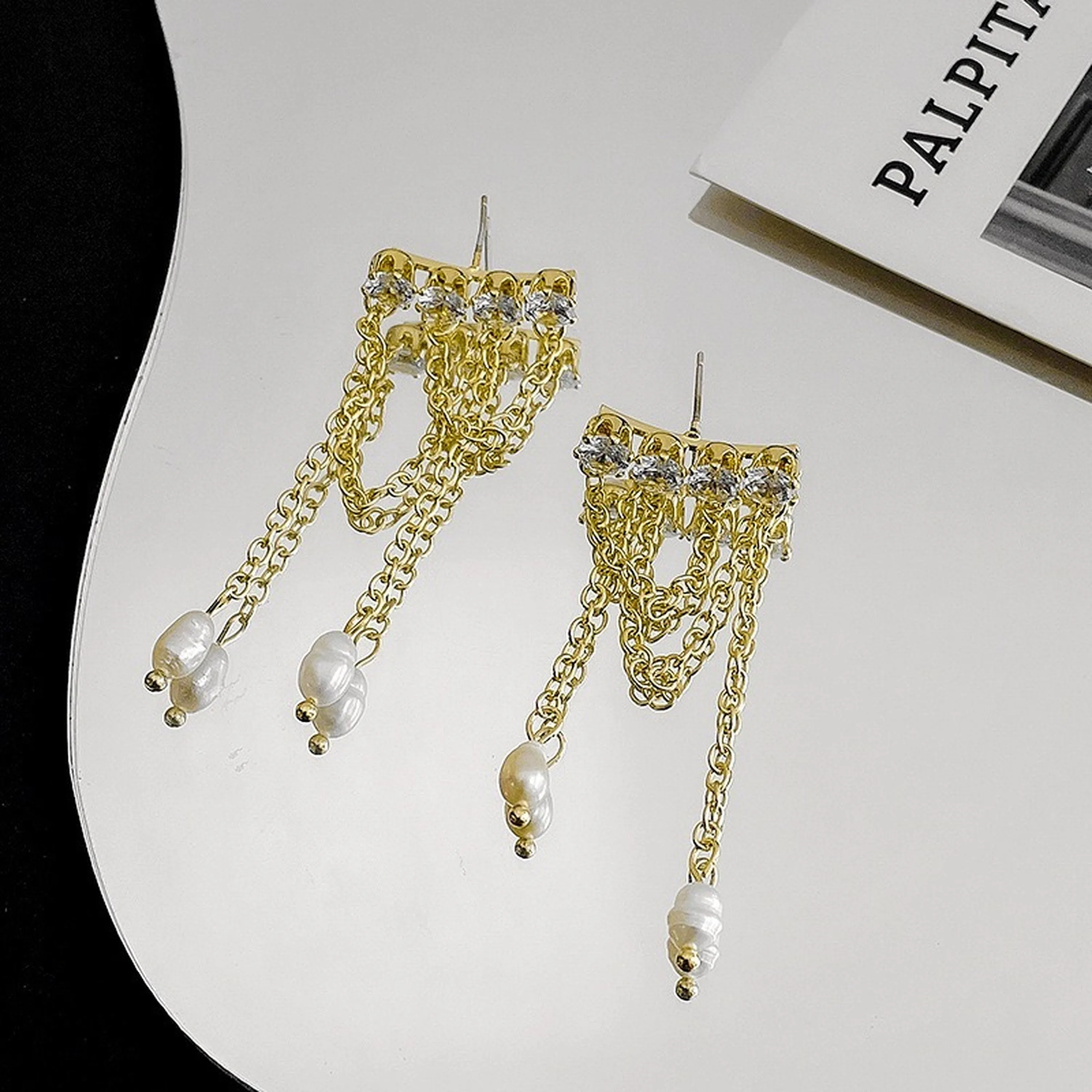 Multi layer dangle earrings
