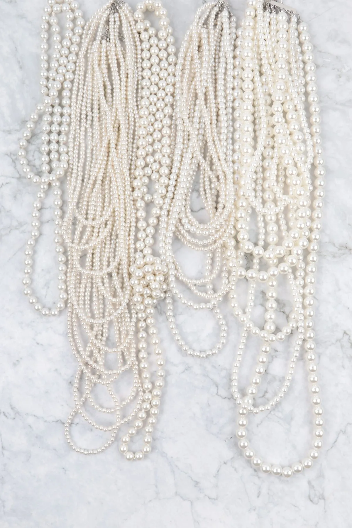 MULTI LAYER PEARL BEADS STATEMENT NECKLACE
