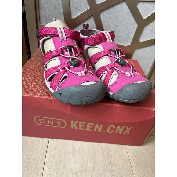 New KEEN SEACAMP II CNX SANDAL BERRY PINK YOUTH big birls  6 or WOMEN 7.5