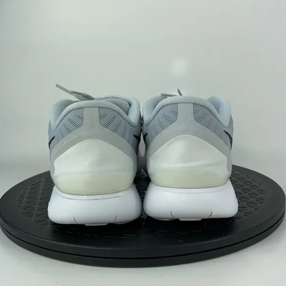 Nike Free 5.0 Gray/White Athletic Running Shoes 724383-003 Women's Size 10.5