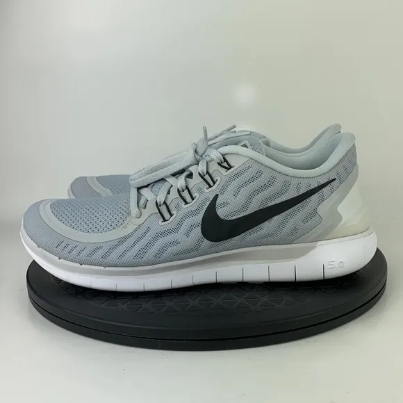Nike Free 5.0 Gray/White Athletic Running Shoes 724383-003 Women's Size 10.5