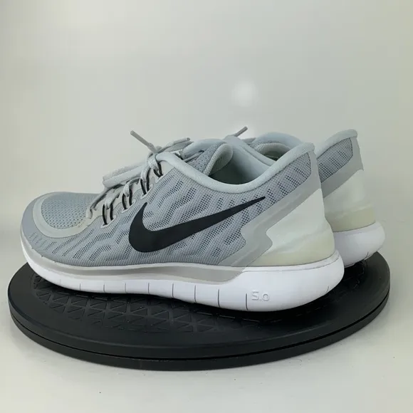 Nike Free 5.0 Gray/White Athletic Running Shoes 724383-003 Women's Size 10.5