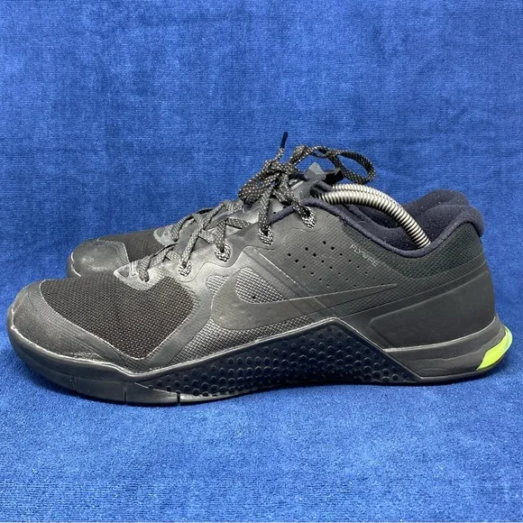 Nike Metcon 2 men’s CrossFit sneakers black/green size 12