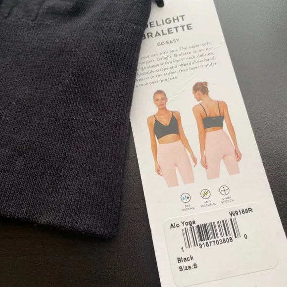 NWT Alo Yoga Delight Bralette Size Small Black