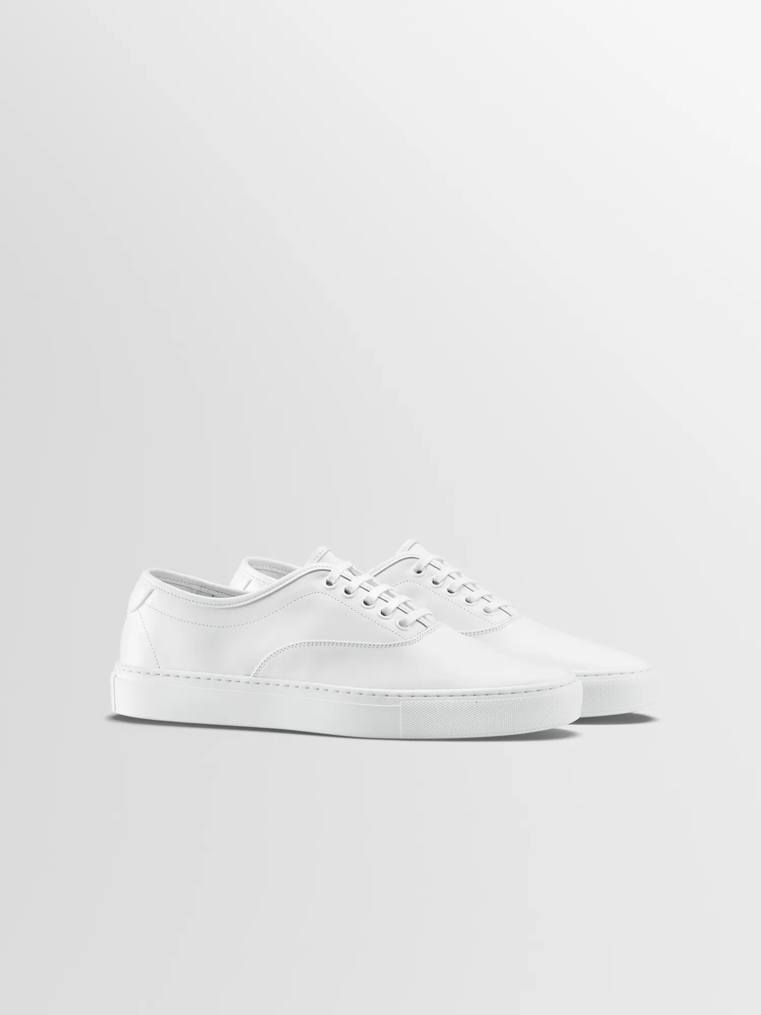 Portofino in Triple White