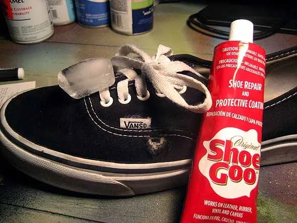 Reparador de Zapatillas Shoe Goo Clear (Transparente) 29,5ML