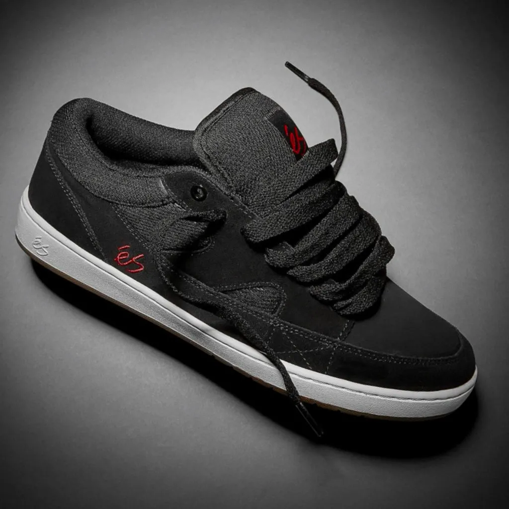 ÉS SOPHISTO BLACK TRAINERS