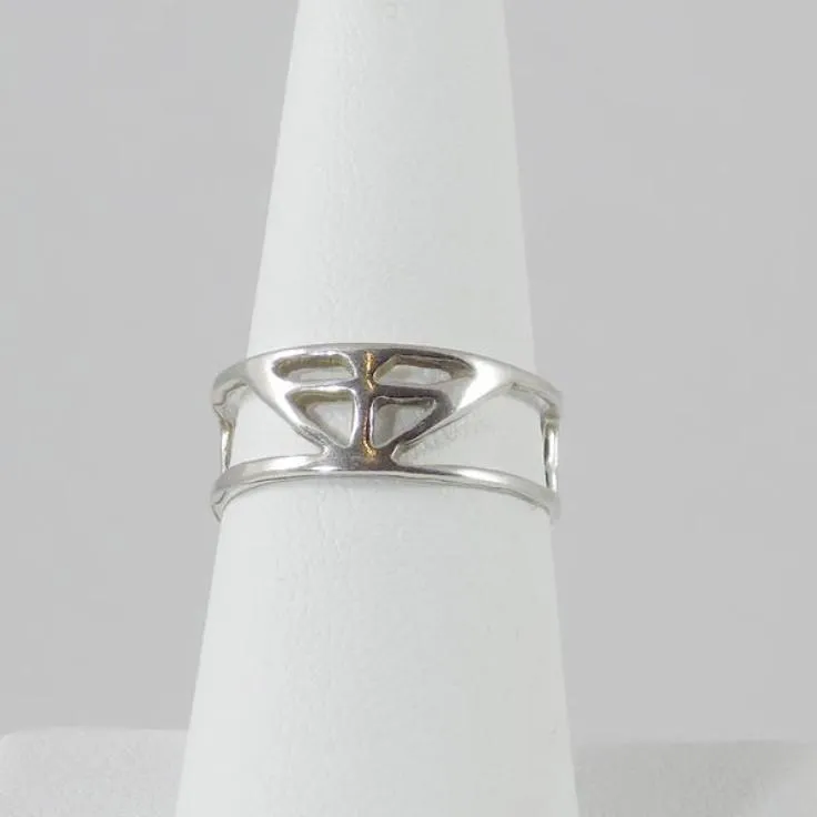 Straddle V Stackable Yoga Ring