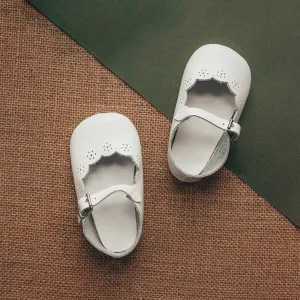 Sweet Peas Crib Shoe in White
