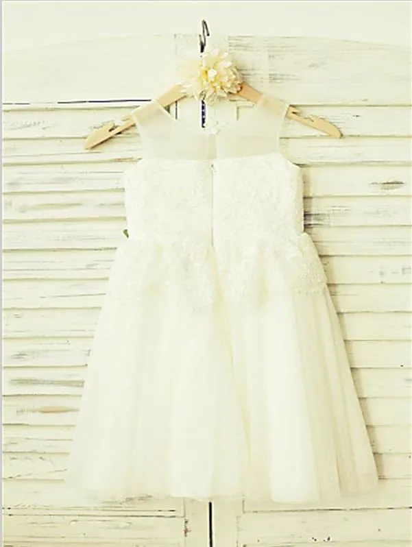 Tulle Princess Straps Sleeveless Flower Girl Dresses Floor Length Dress With Hand-made Flower