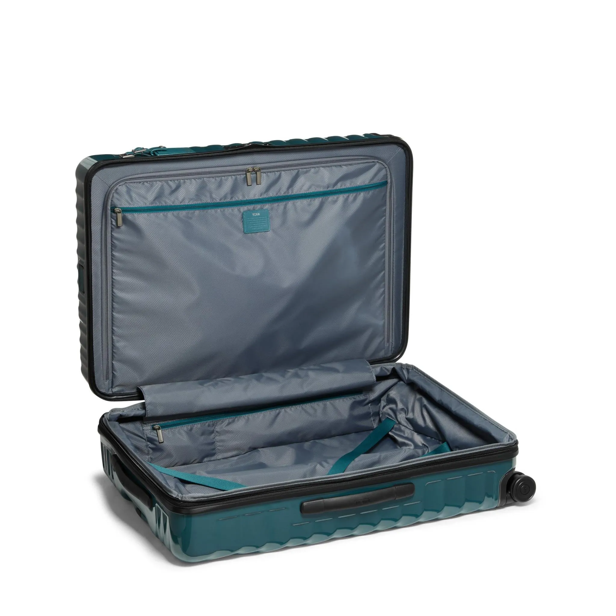 TUMI 19 Degree Extended Trip Expandable 4 Wheeled Packing Case