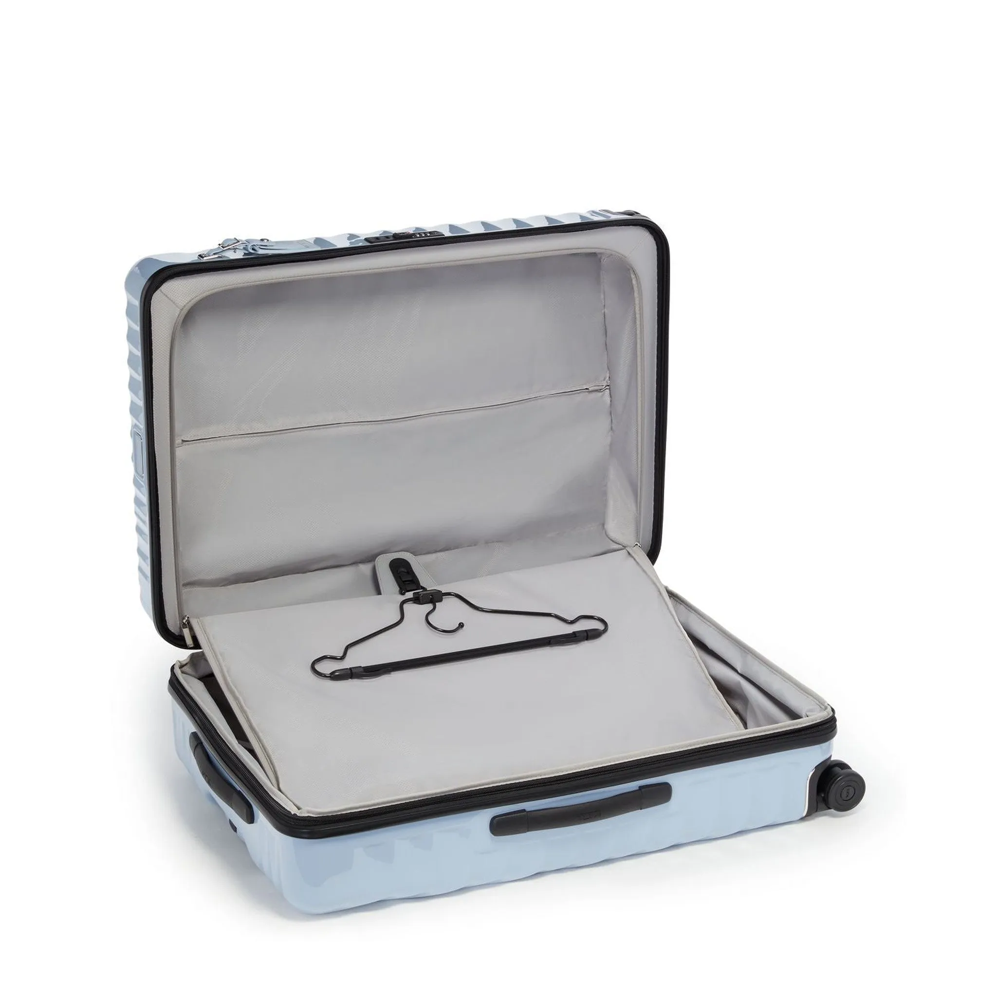 TUMI 19 Degree Extended Trip Expandable 4 Wheeled Packing Case