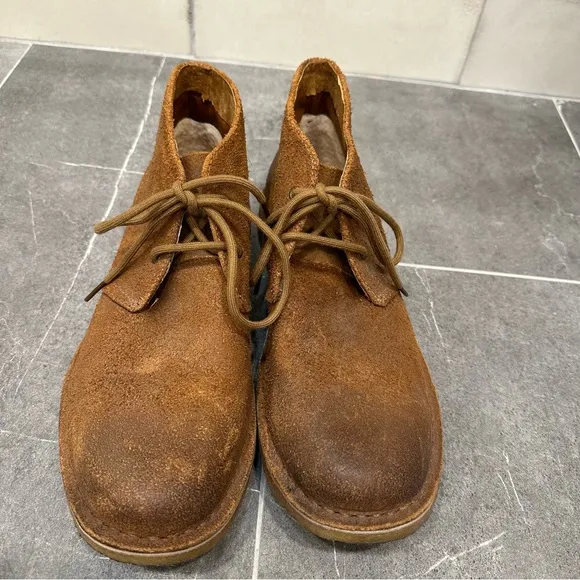UGG suede brown leather chukka boot short lace up sheepskin shearling winter tan