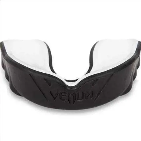 Venum Challenger Adult Mouth Guard